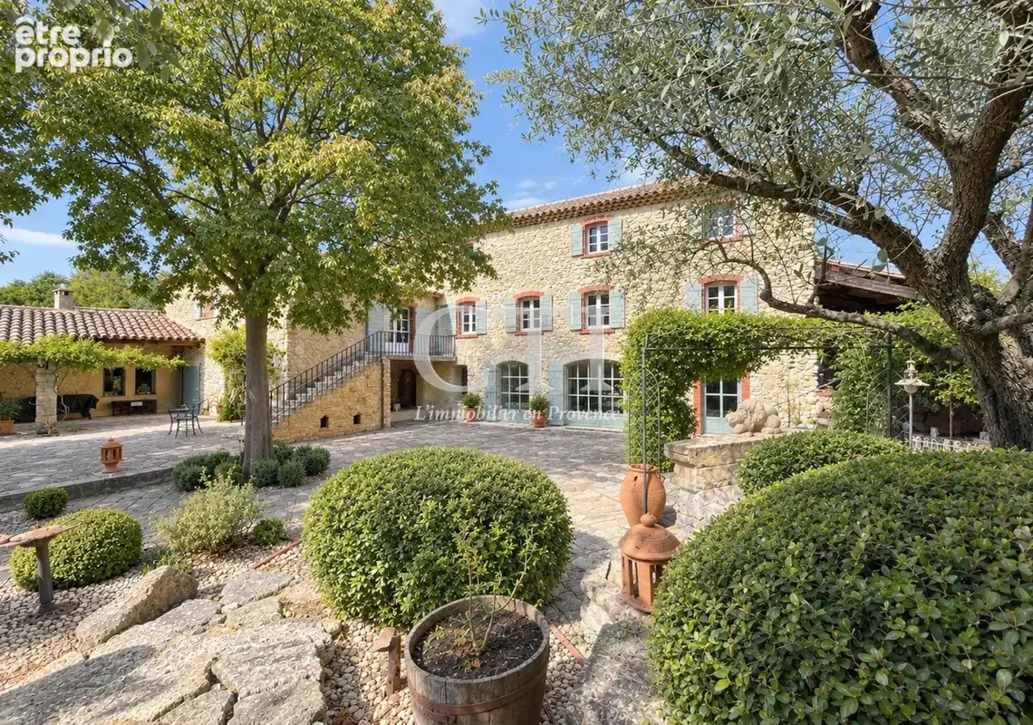Photo Maison à Vaison-La-Romaine au prix de 1 908 000€