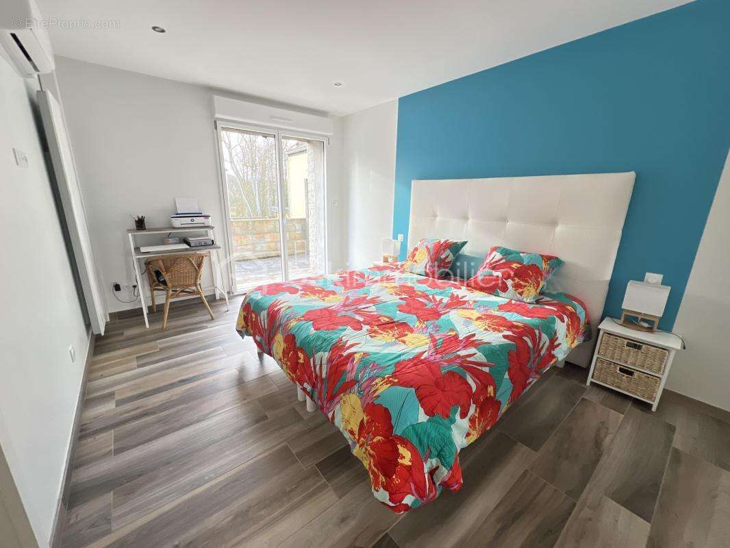 Appartement à SACLAS