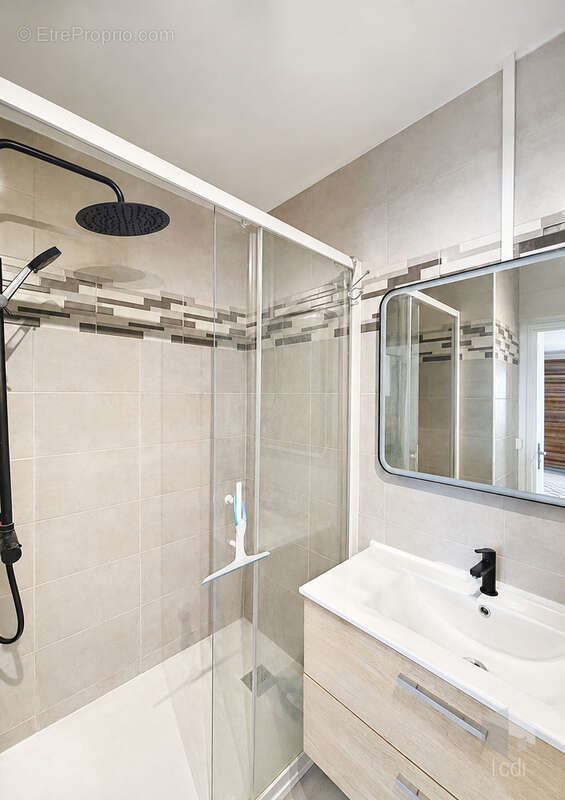 MONTÉLIMAR, Appartement T3 de 55 m2 avec balcon - photo 5