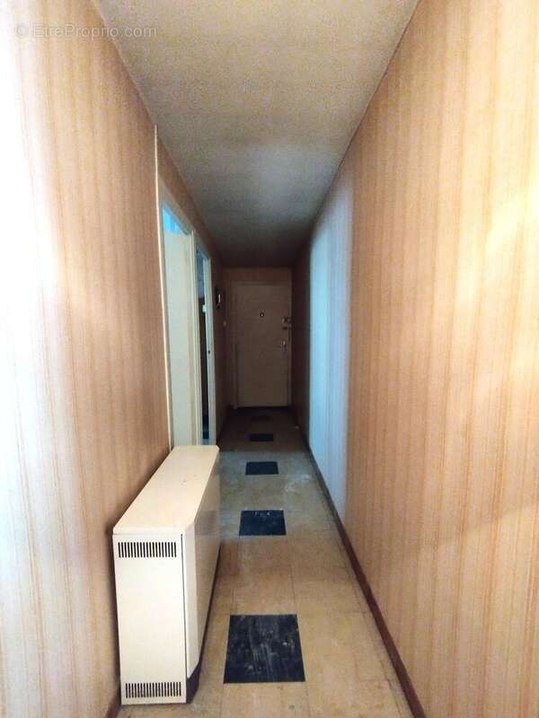 Photo 8 - Appartement à SAINT-MARTIN-DE-VALAMAS