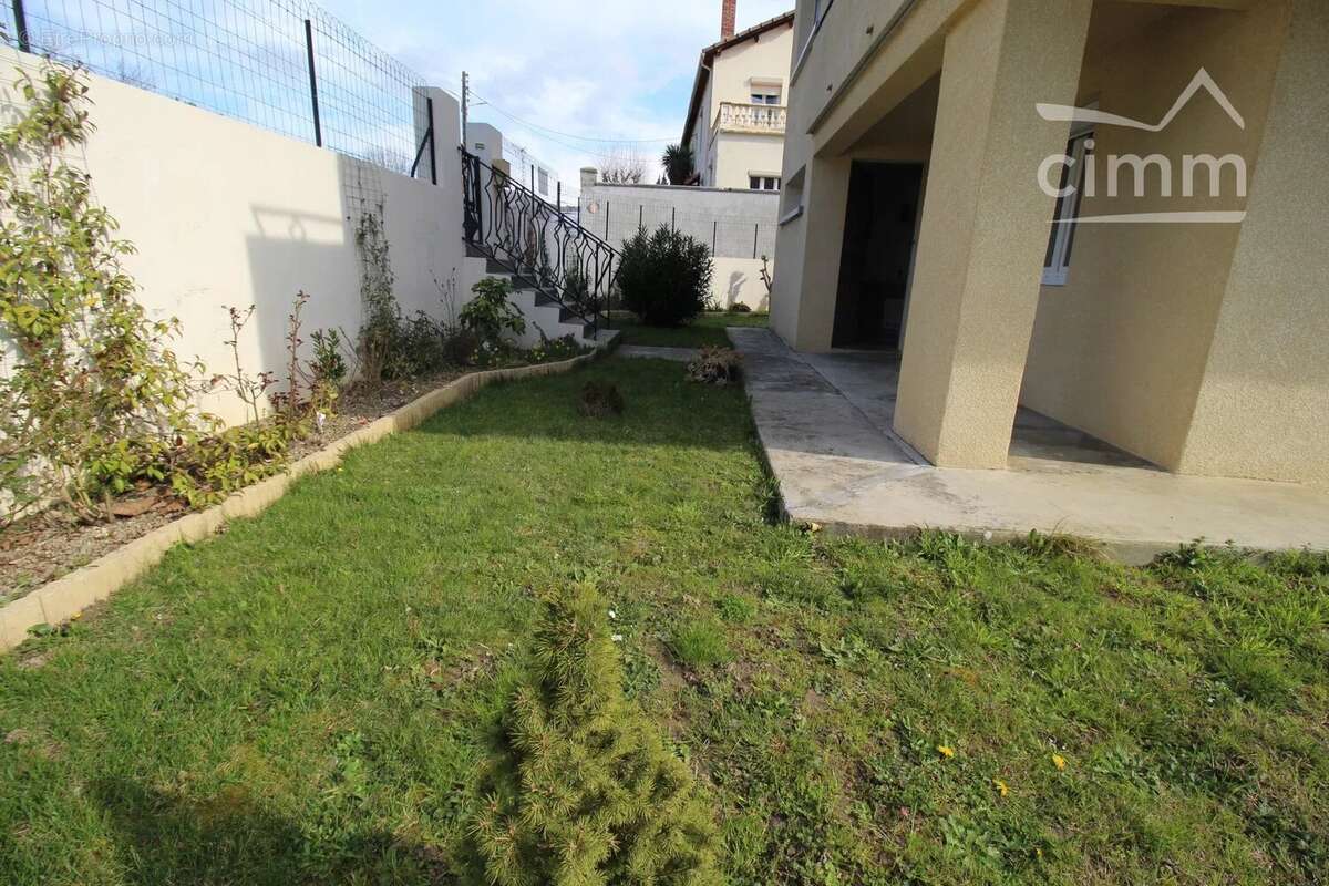 Maison à ESPERAZA