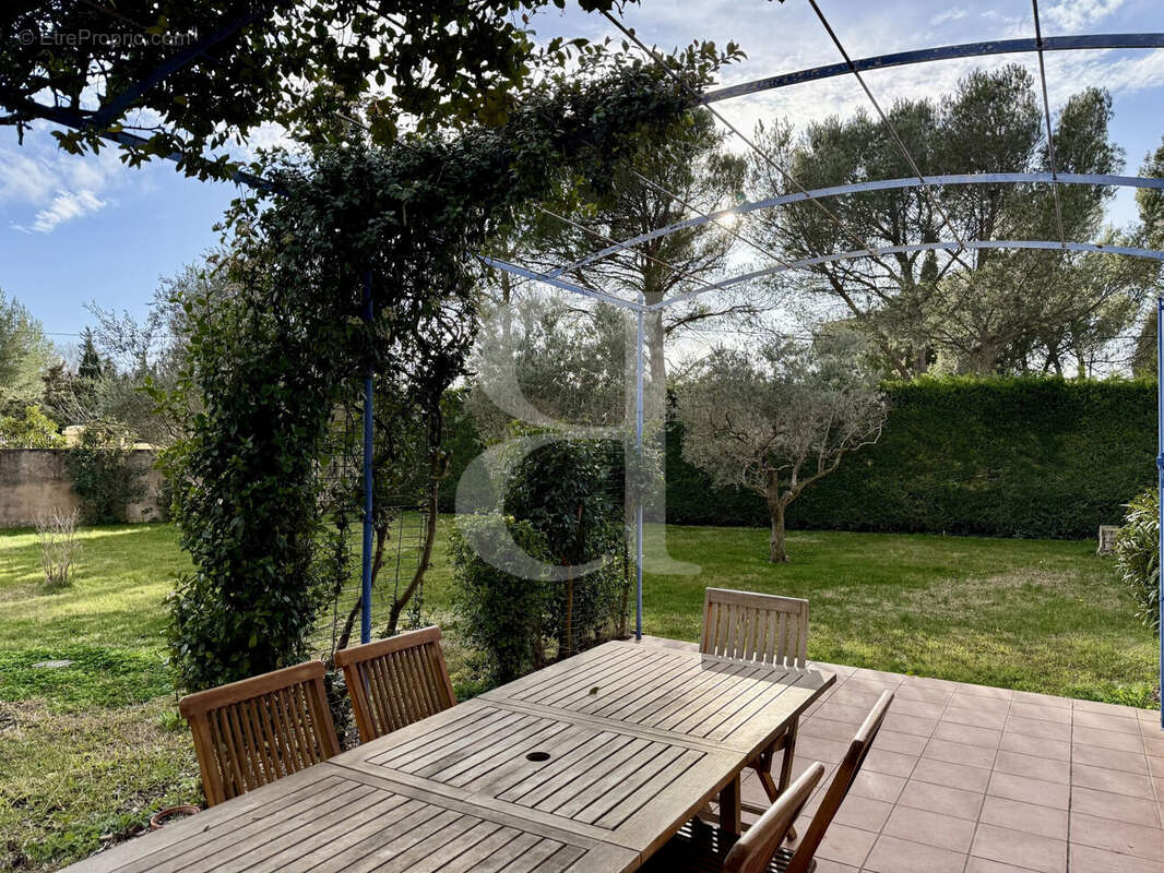 Maison à SAINT-REMY-DE-PROVENCE