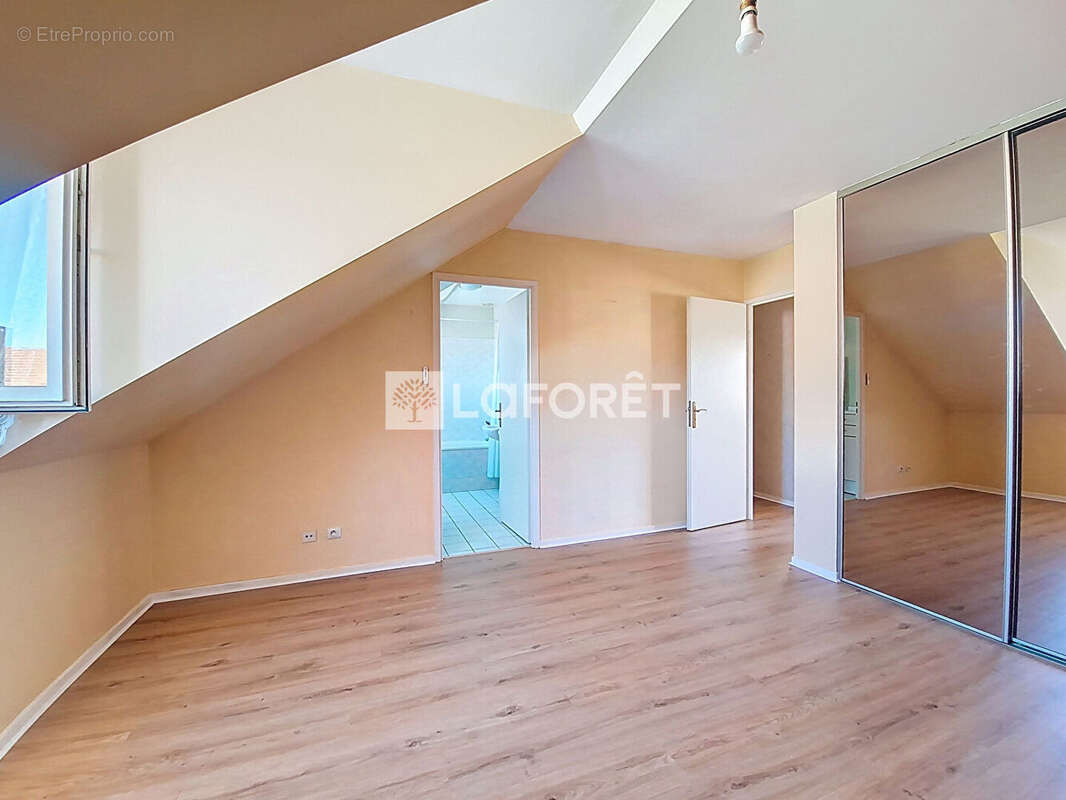 Maison à MARCOUSSIS