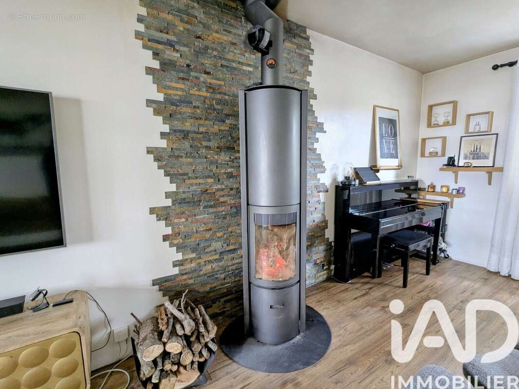 Maison 70 m² à Saint-Prix  - photo 8