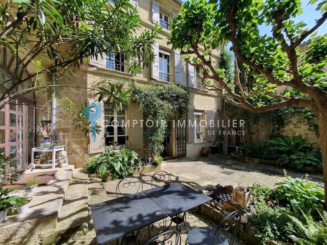 Maison à UZES