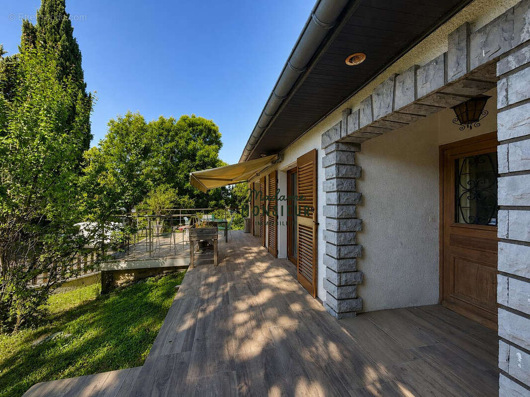 Maison à BOURGOIN-JALLIEU