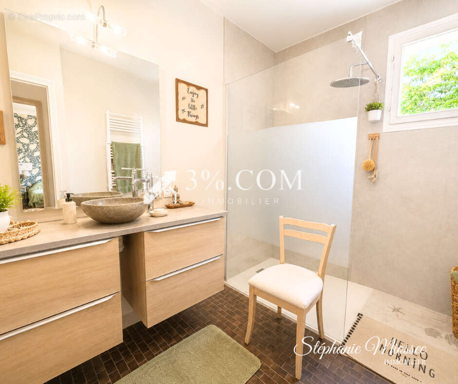 Maison familiale avec vie de plain-pied, sous-sol complet et - photo 6