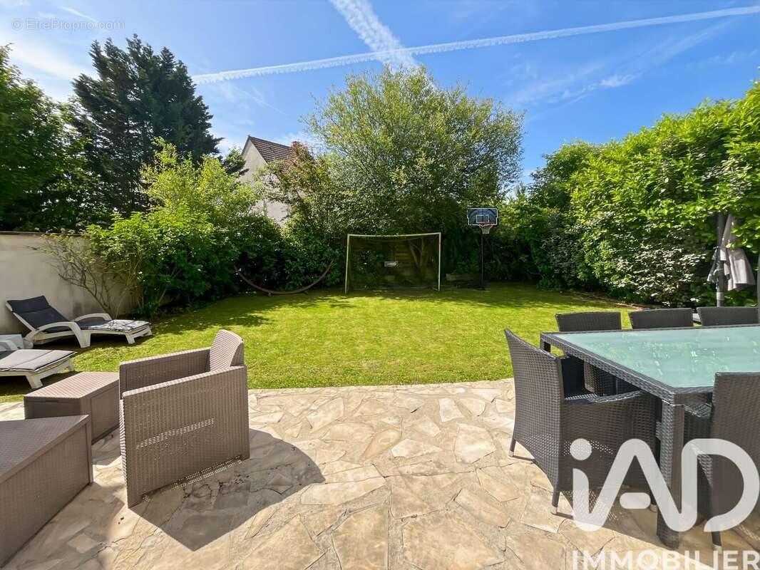 Photo 2 - Maison à MOISSY-CRAMAYEL