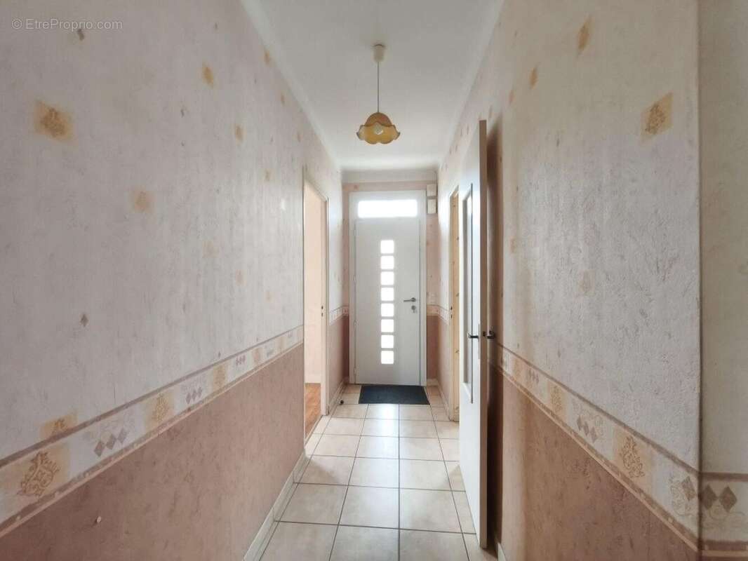 Photo 2 - Maison à COMBOURG