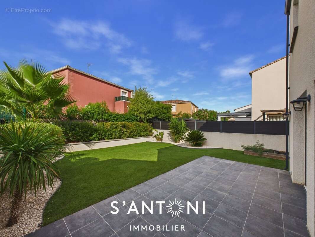 Villa récente R+1  98 m²  Terrain paysager - photo 10