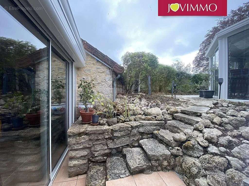 Maison à SAINT-BONNET-DE-ROCHEFORT