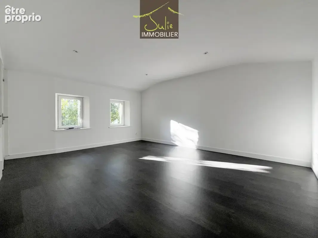 Maison restaurée sur 680m2 de terrain. Idéal 1er achat ou investisseur ! - photo 6