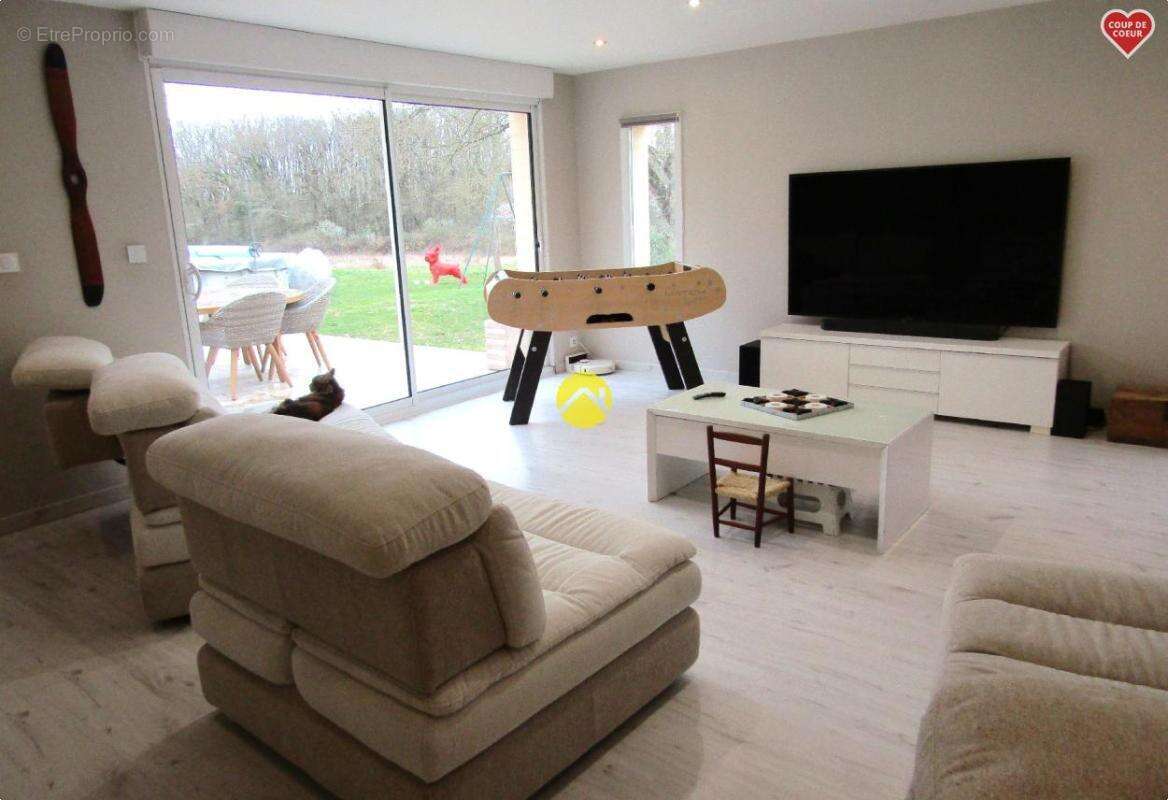 Maison à MONTRICHARD