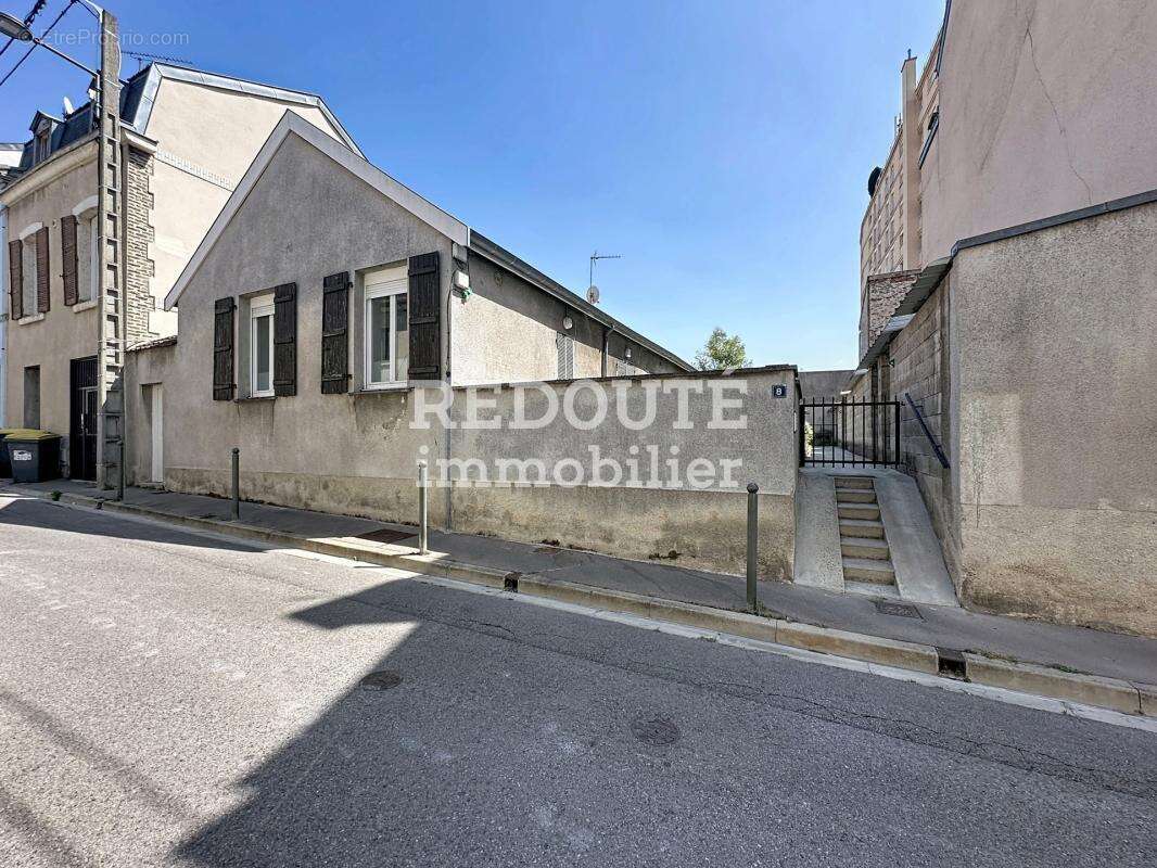 Luton - appartement de type avec jardin et dependance - photo 10