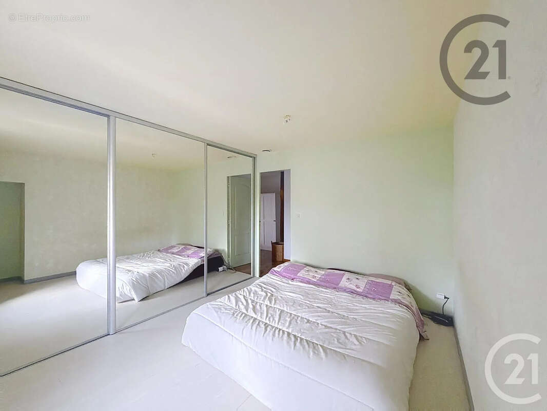 Maison à LES MARETS