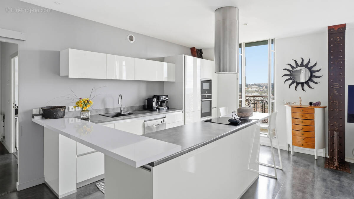 Appartement à CHAMALIERES