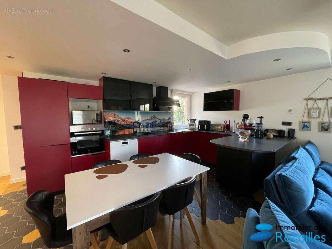 Appartement à REIGNIER