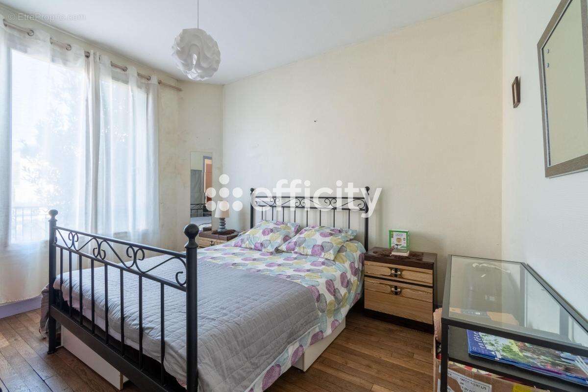 Maison à VILLENEUVE-LE-ROI