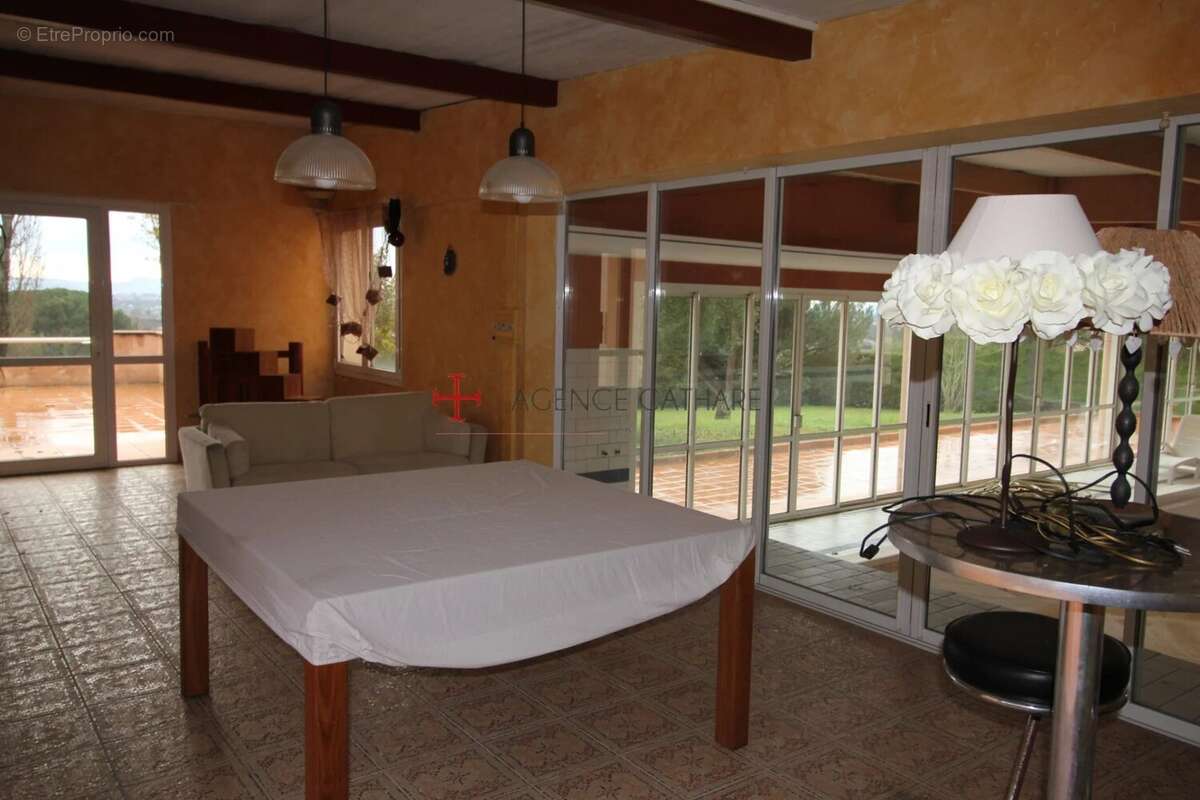 Grande propriete  avec piscine interieure et parc a l'escure - photo 14