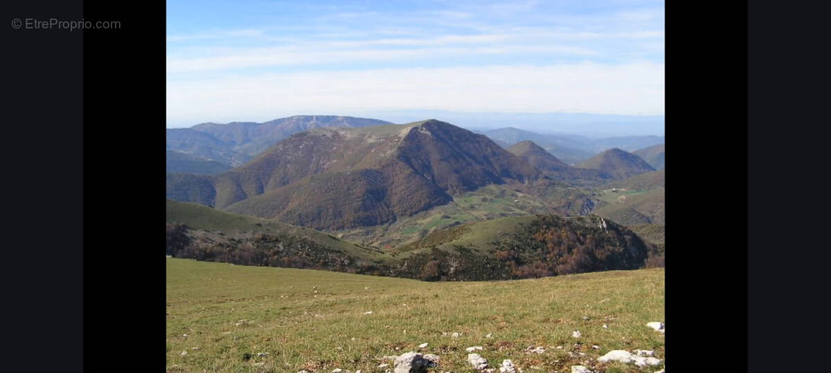 Terrain à CHAUDEBONNE