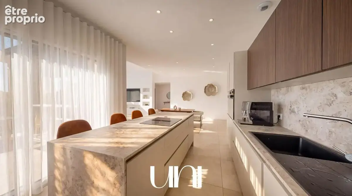 Maison 5 pièces de 135 m2 avec belle hauteur sous plafond - photo 10