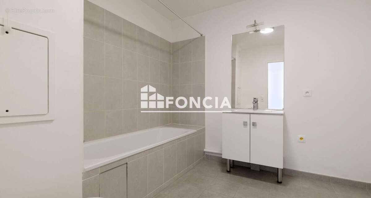 Appartement à ATHIS-MONS