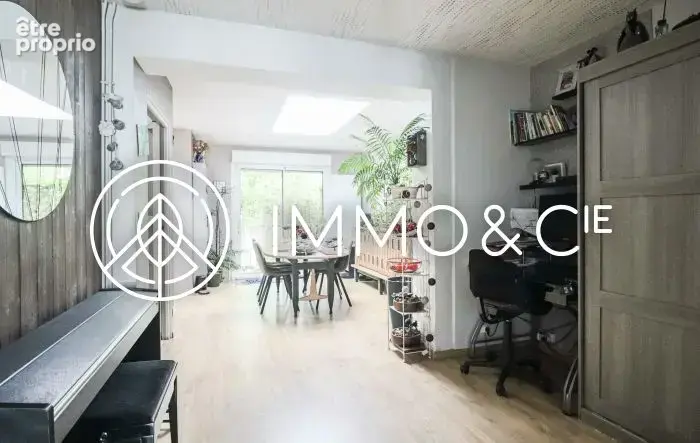 Maison 4 pièces 92 m² à vendre à Loos (59120) - photo 2