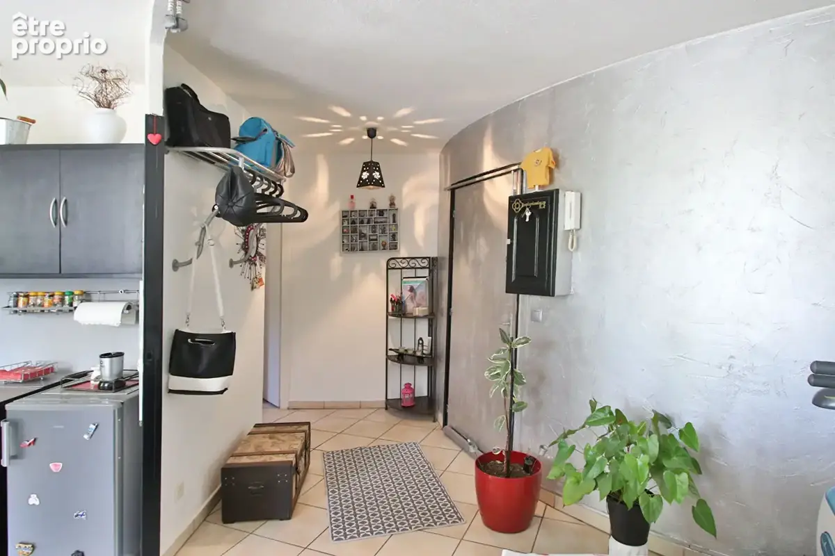Appartement  2 P+C terrasse ascenseur - photo 5