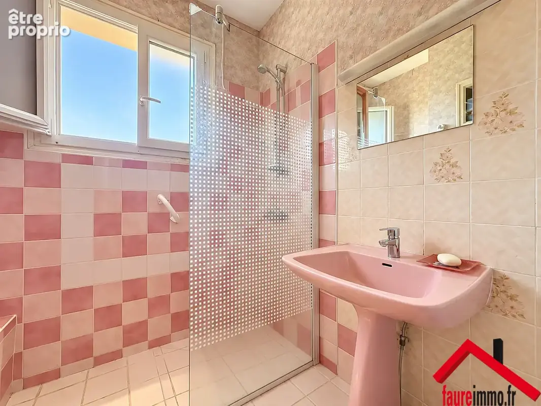 Maison a Brive-La-Gaillarde - photo 11