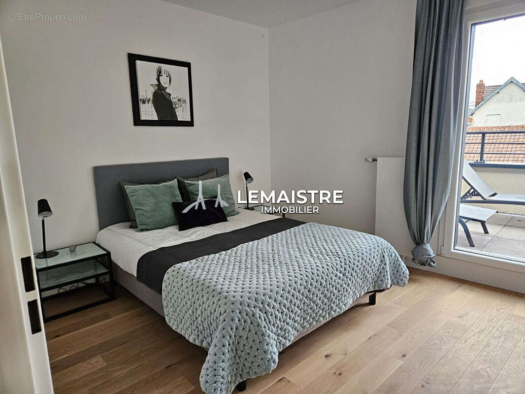 Appartement à MONT-SAINT-AIGNAN