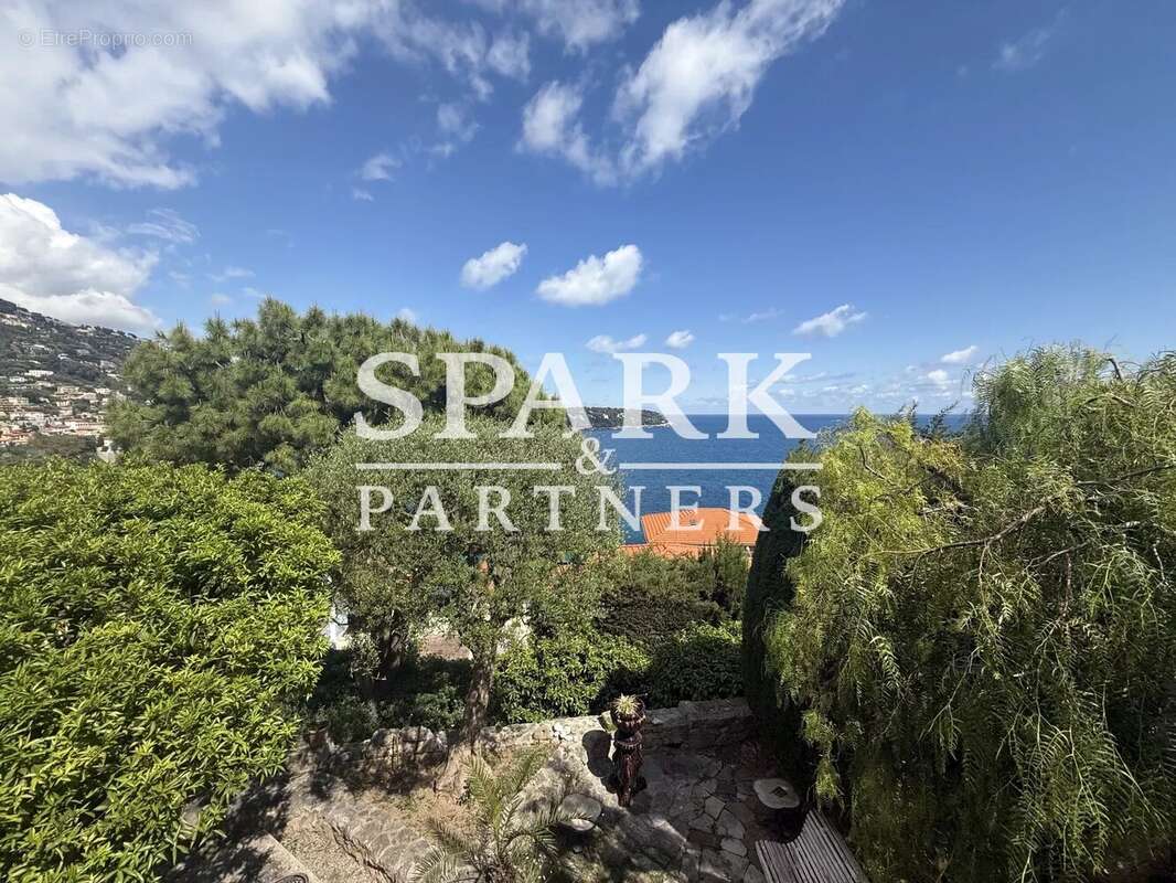 Maison à ROQUEBRUNE-CAP-MARTIN