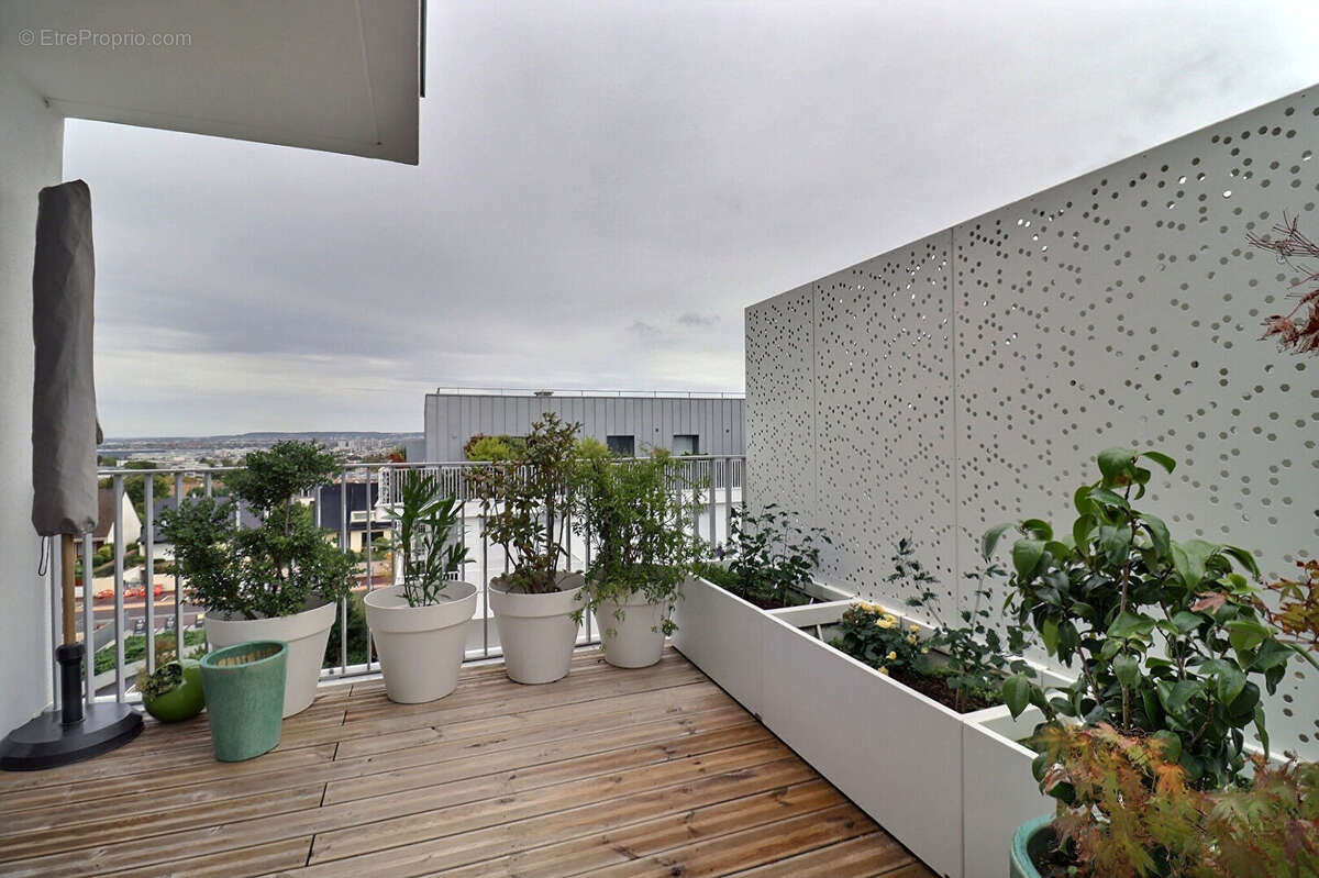 Appartement à RUEIL-MALMAISON