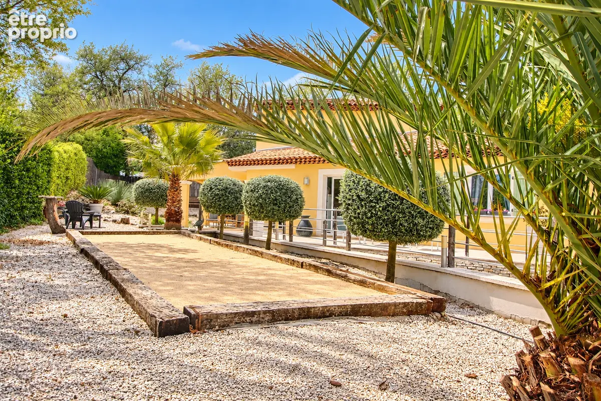À vendre à Forcalqueiret  - Villa  170 m² + studio indépendant et piscine chauffée - photo 14