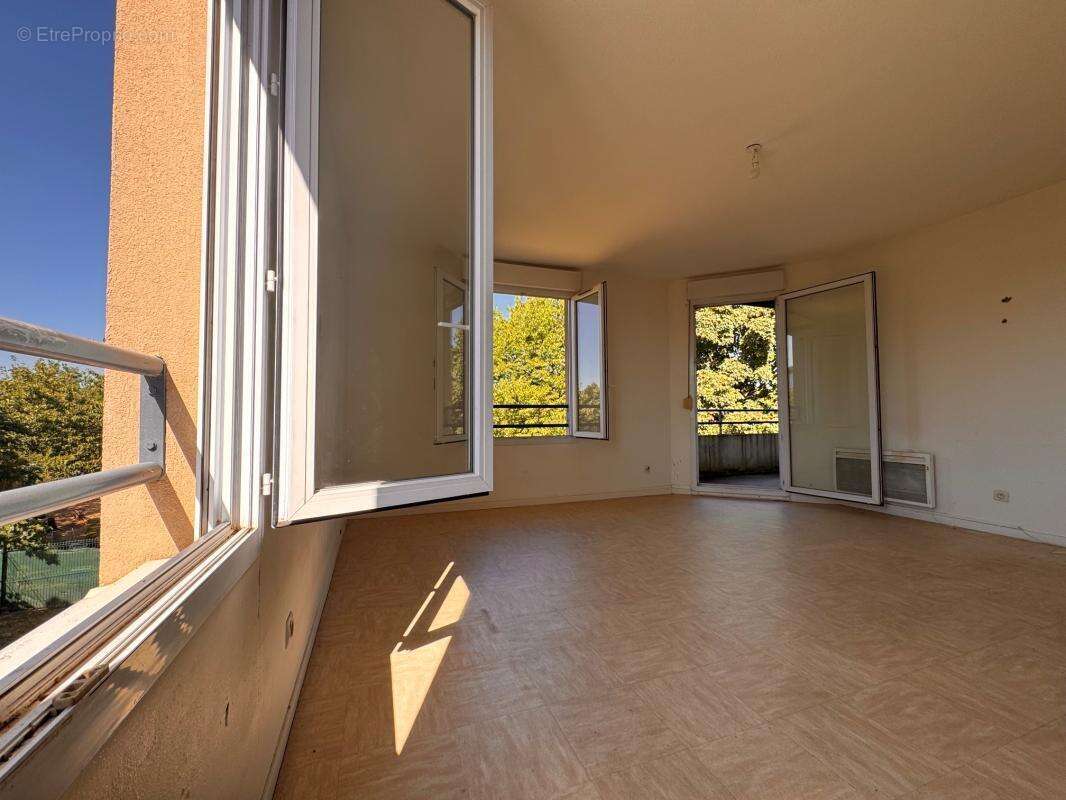 Appartement t4 - photo 3