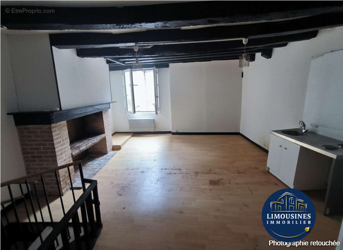Appartement à SAINT-LEONARD-DE-NOBLAT