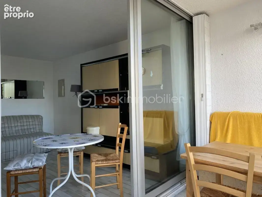 La Grande-Motte – Studio avec cabine, loggia et parking à proximité des plages - photo 7