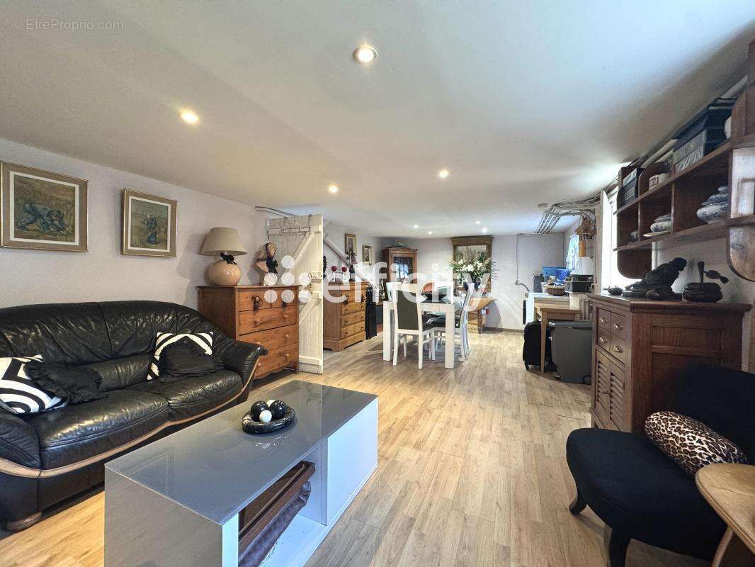 Maison à ROMAINVILLE