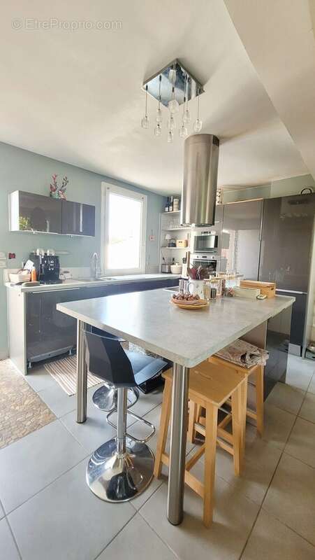 Appartement à LATTES