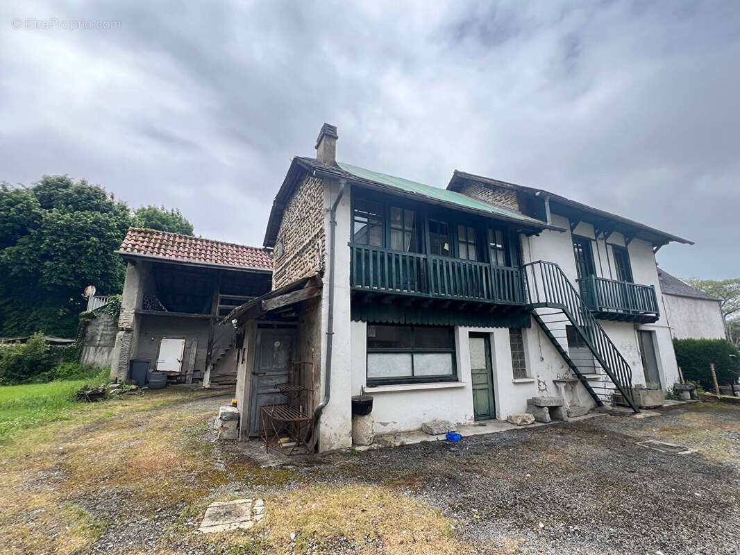 Maison à MORLAAS