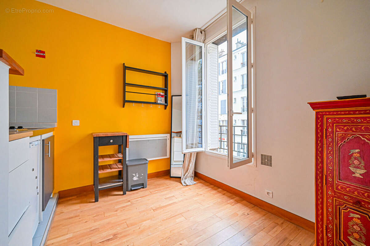 Appartement à PARIS-20E
