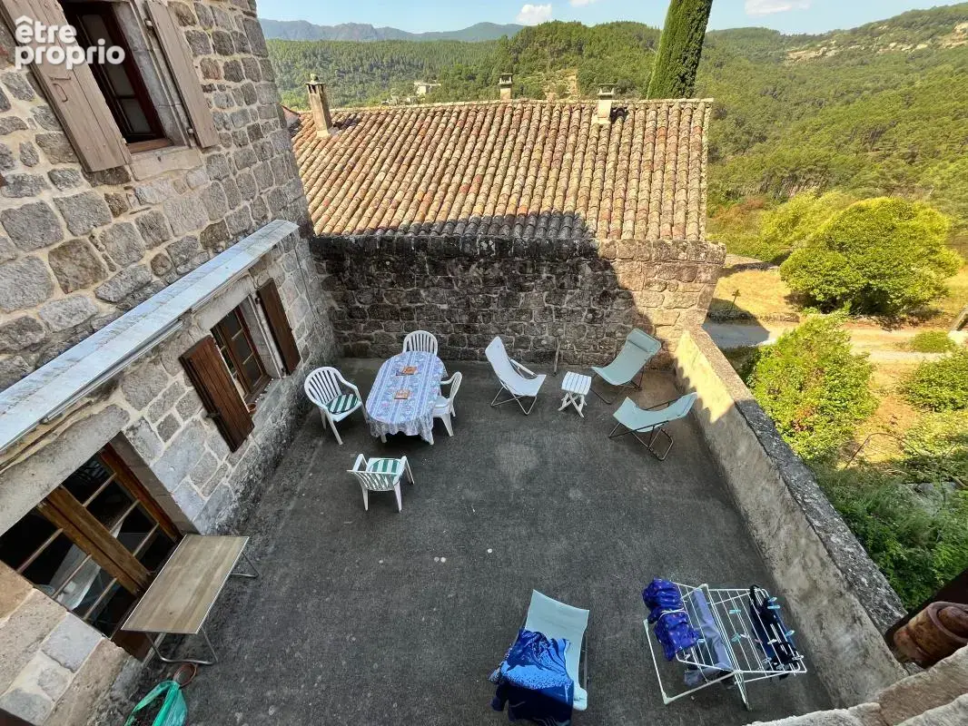 Maison en pierres et jardinet - photo 9