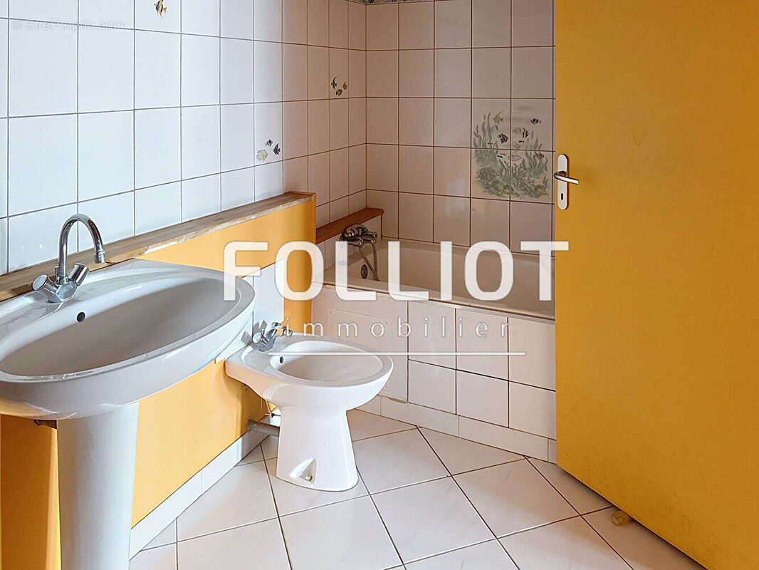 Appartement à AGON-COUTAINVILLE