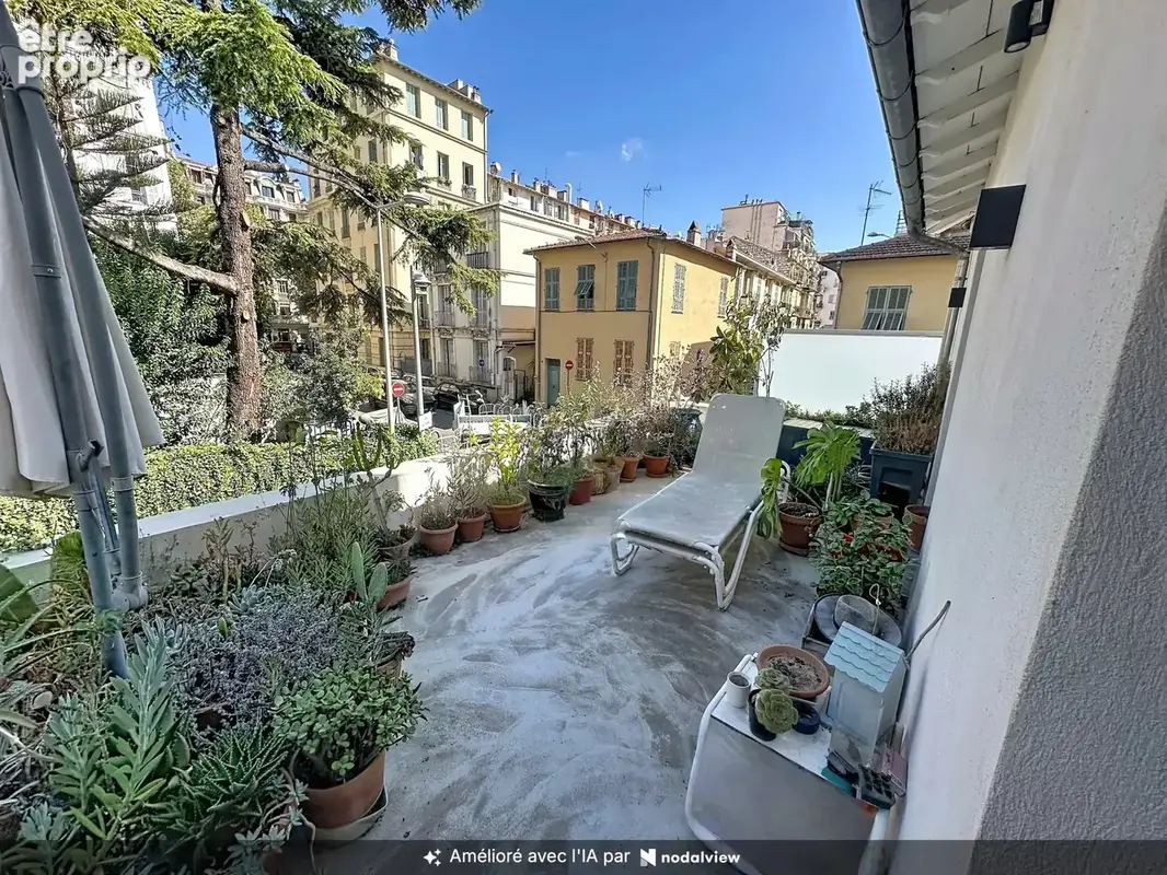 Maison de ville plein coeur Libération - photo 14