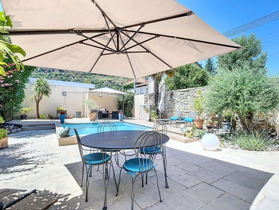 Maison à TOURNON-SUR-RHONE