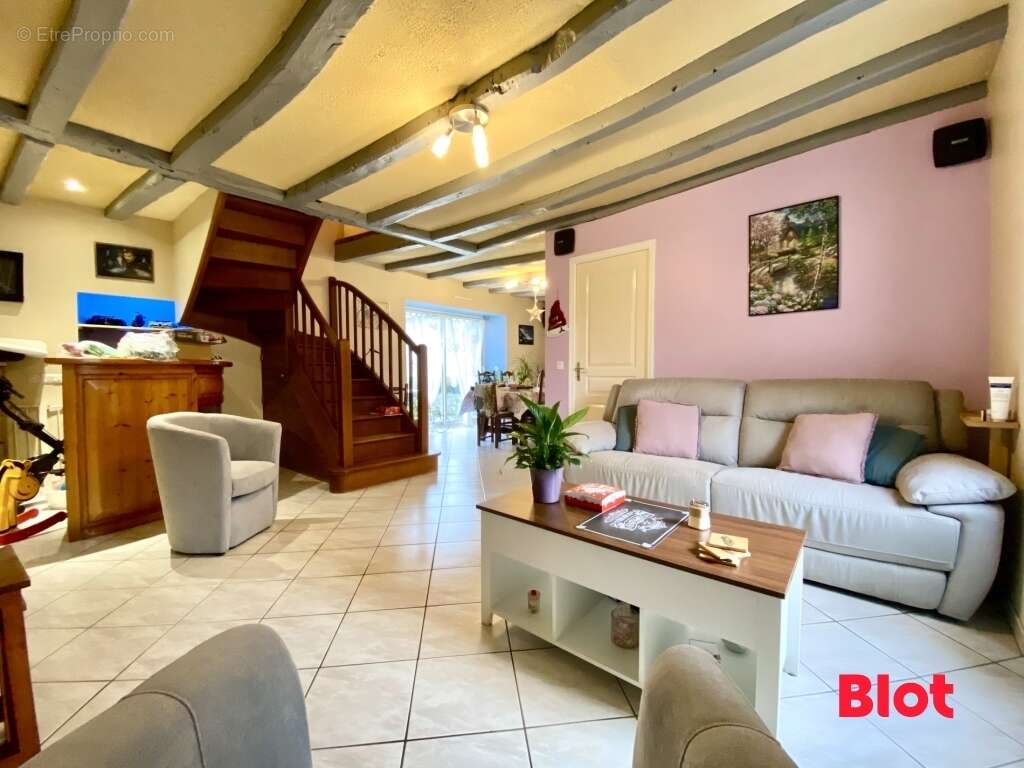 Maison à BOISGERVILLY