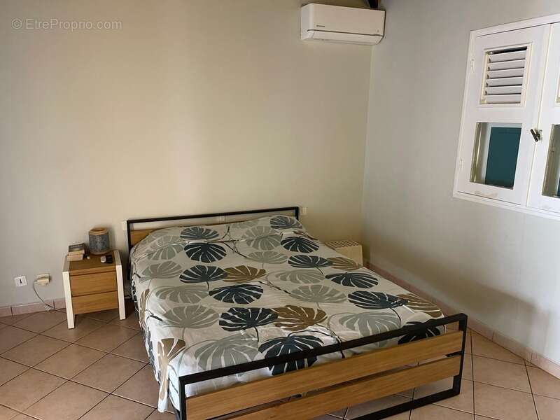 Maison à BAIE-MAHAULT