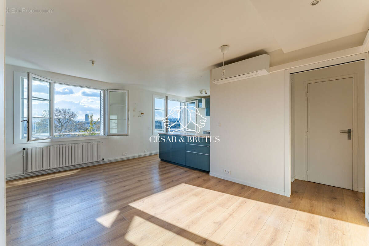 Appartement à LYON-4E