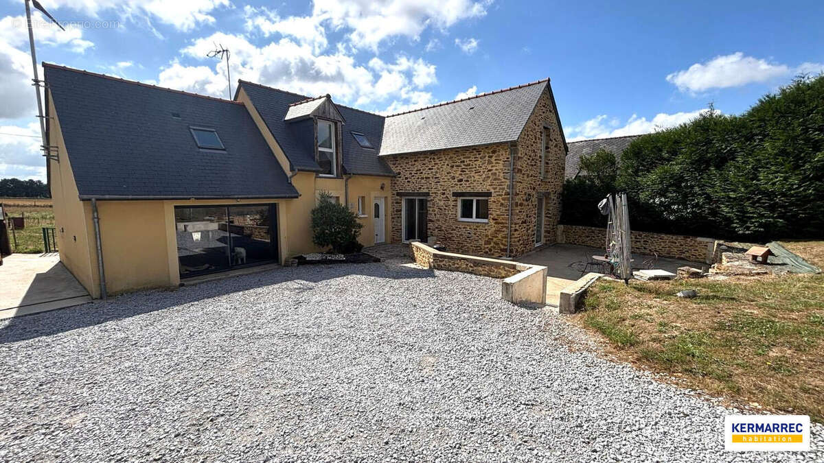 Maison à LE PERTRE