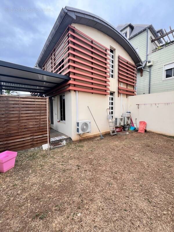 Appartement à SAINT-DENIS