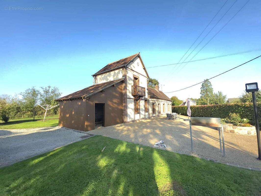 Maison à MOULINS-LA-MARCHE